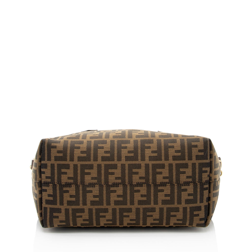 Fendi Zucca Large Convertible Tote (SHF-kcMUot)