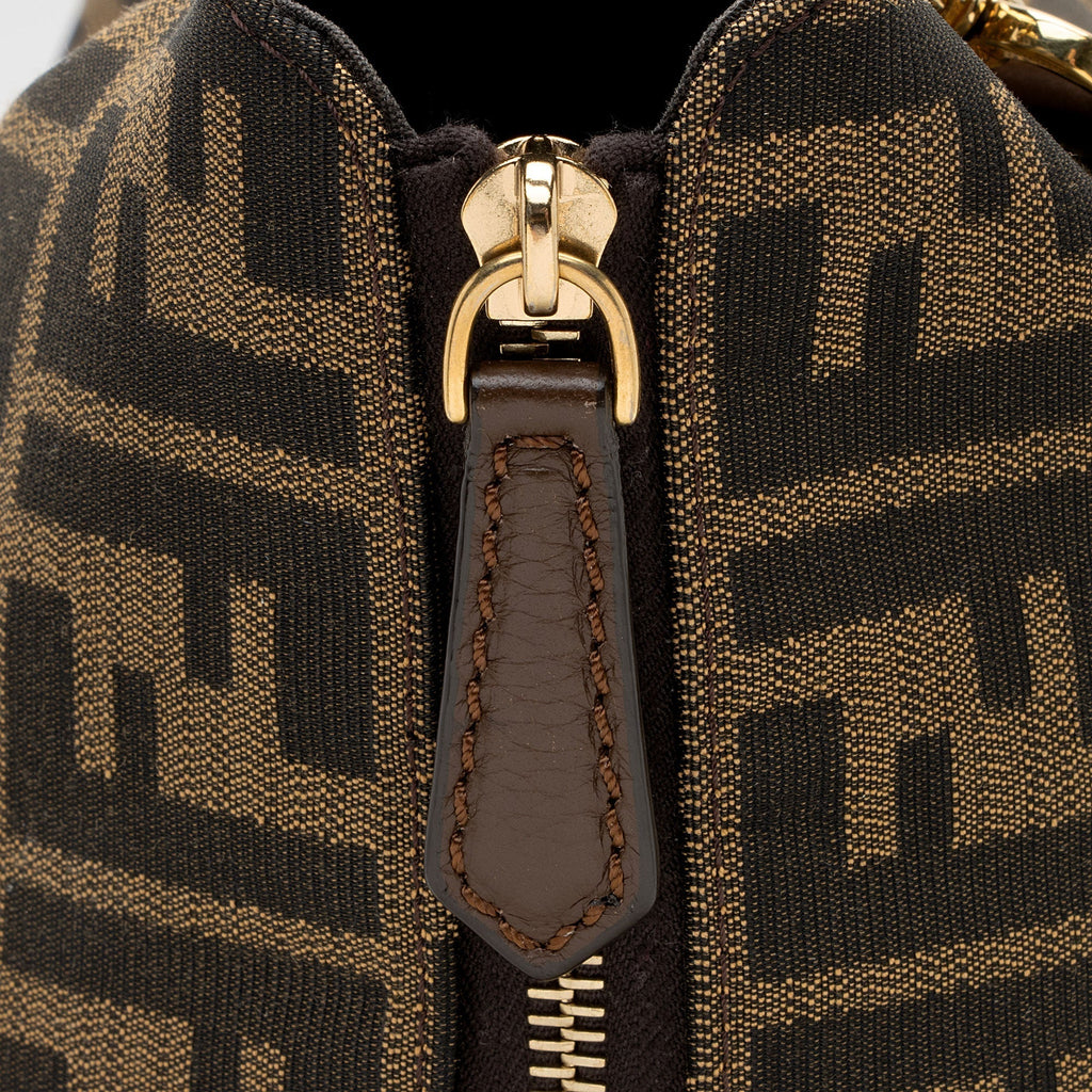 Fendi Zucca Large Convertible Tote (SHF-kcMUot)