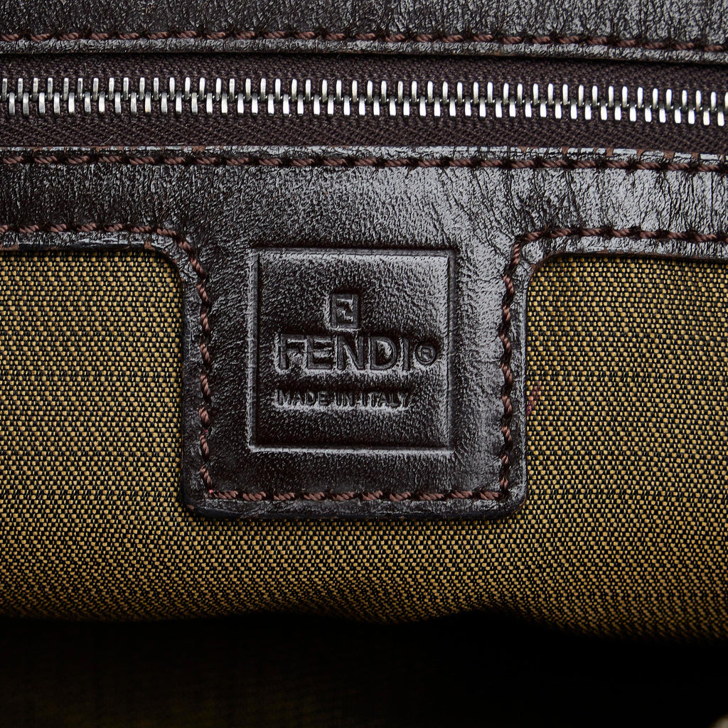 Fendi Zucca Mamma Baguette (SHG-JMl4Np)