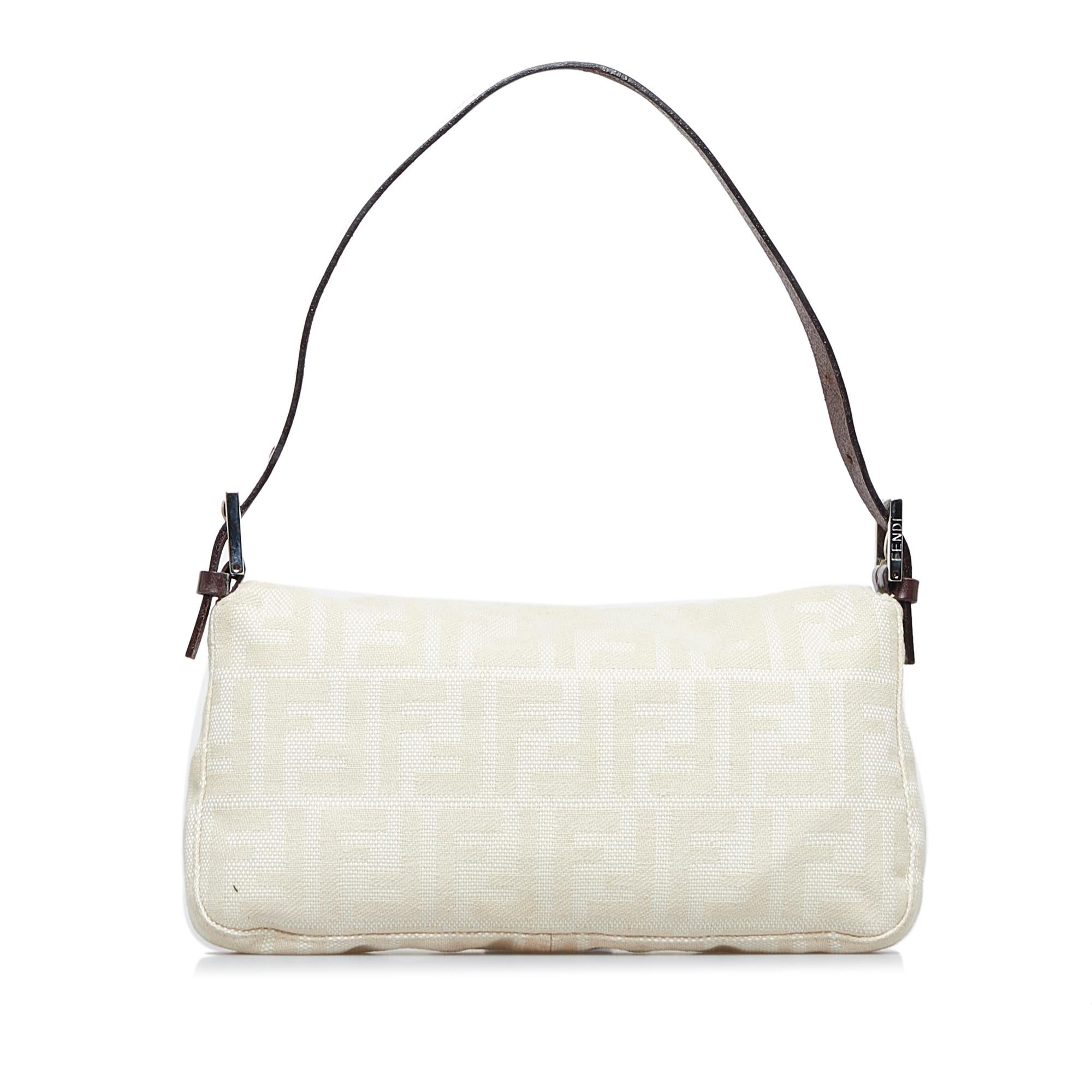 Fendi Zucca Mamma Baguette (SHG-IAVesD)