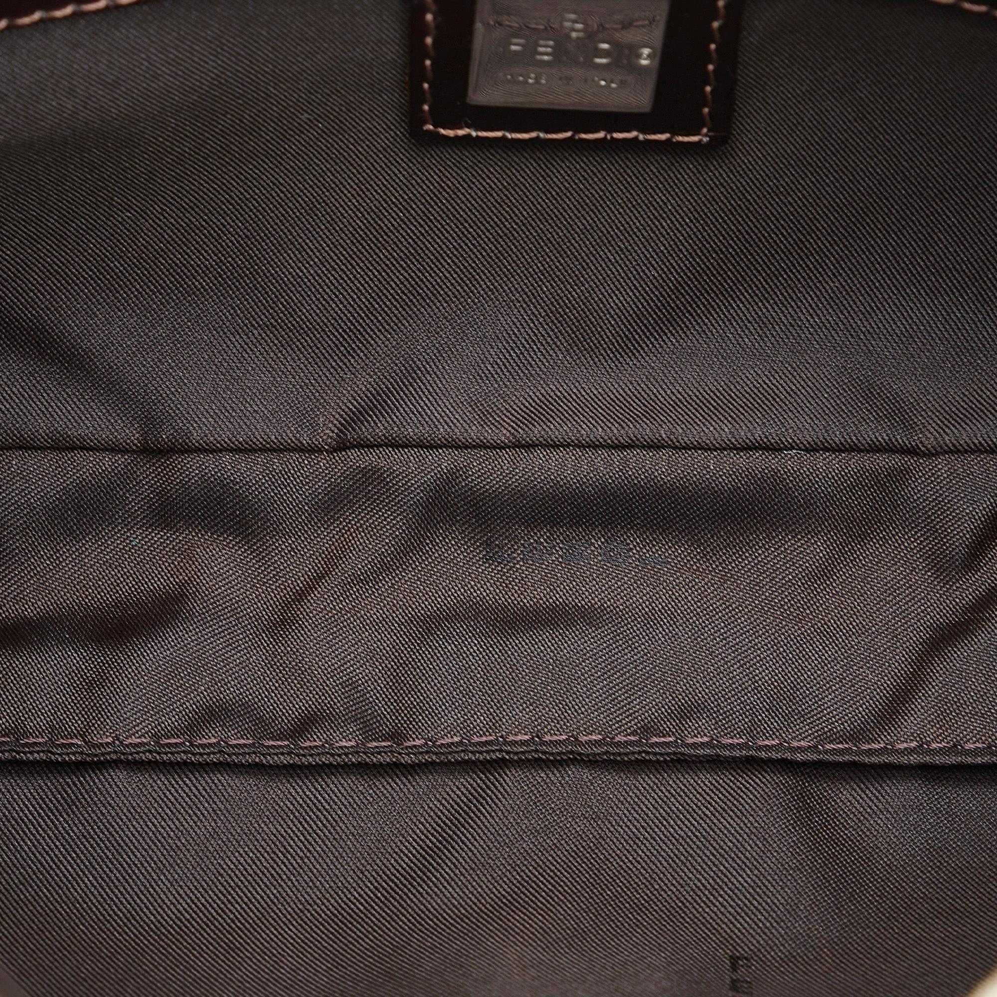 Fendi Zucca Mamma Baguette (SHG-IAVesD)
