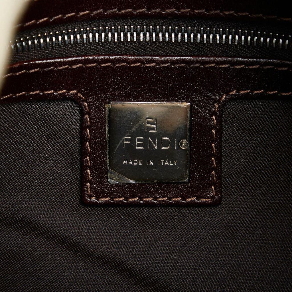 Fendi Zucca Mamma Forever (SHG-yGN1sE)