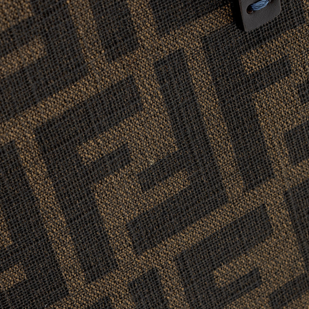 Fendi Zucca Medium Roll Tote (SHF-cWt25e)