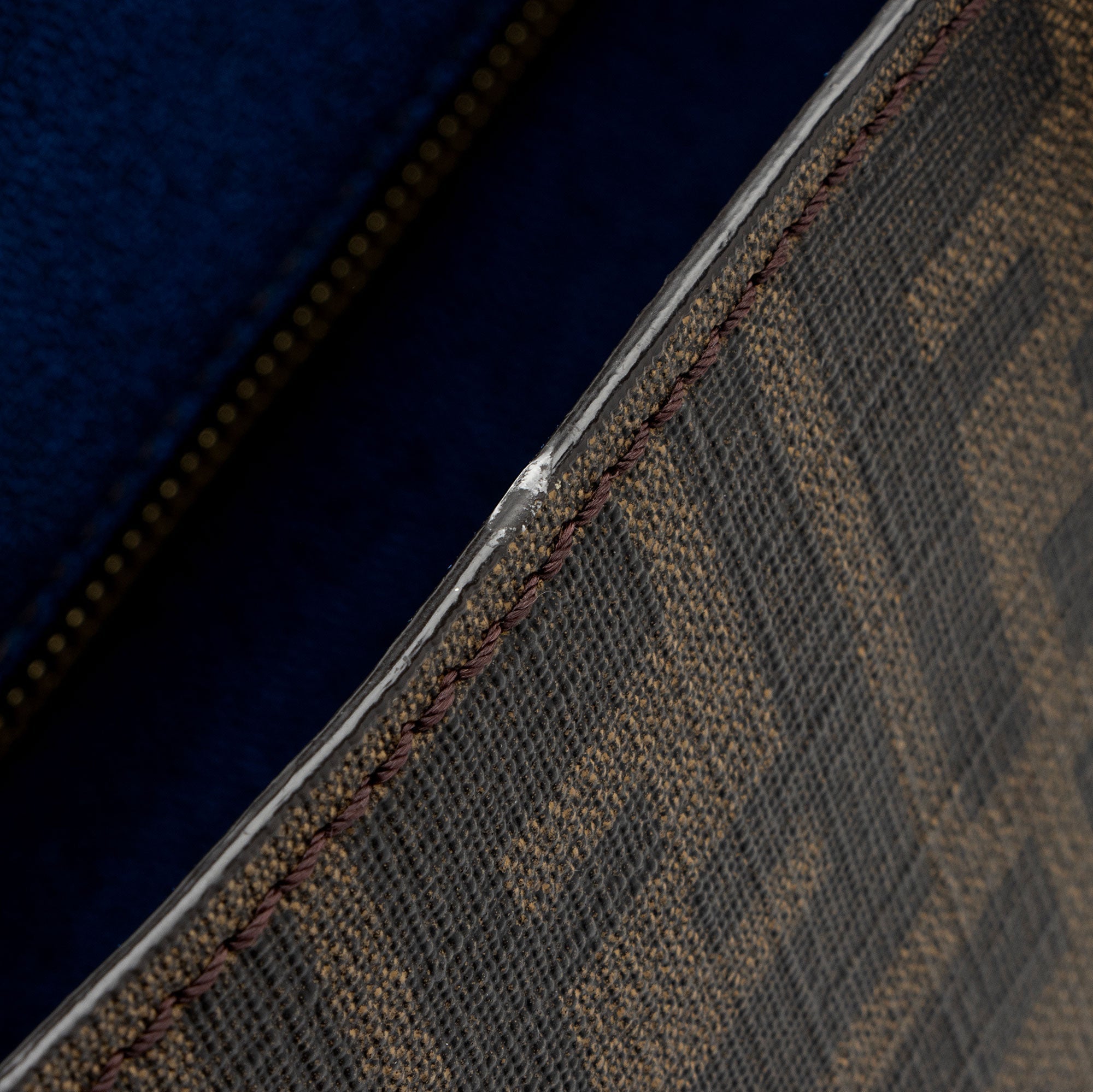 Fendi Zucca Medium Roll Tote (SHF-cWt25e)