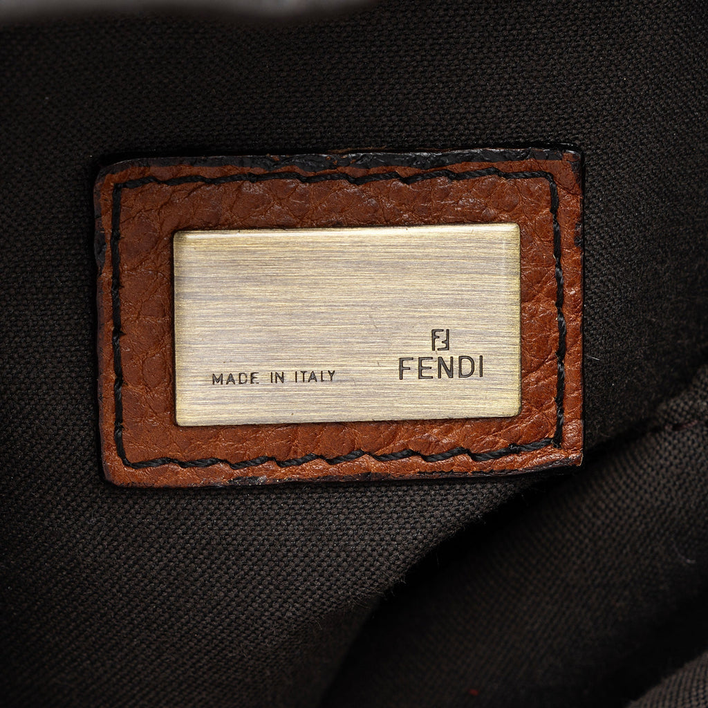 Fendi Zucca Palazzo Bucket Bag (SHF-gvIm54)
