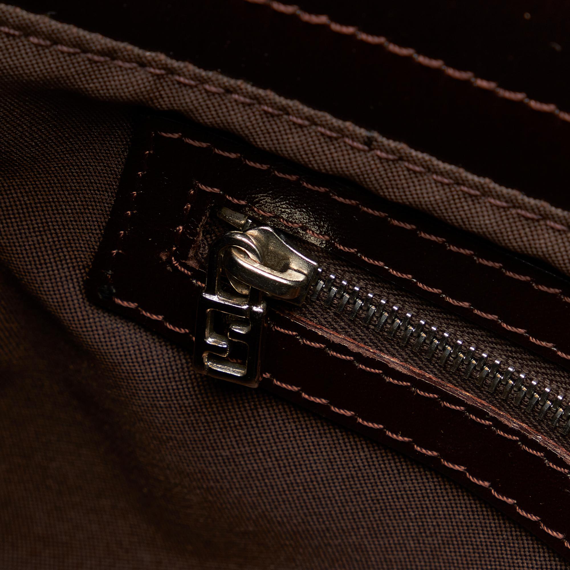 Fendi Zucca Shoulder Bag (SHG-DkBcYn)
