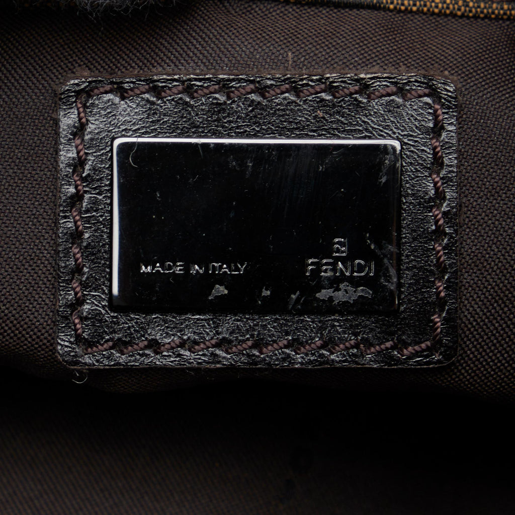 Fendi Zucca Shoulder Bag (SHG-dG1NEO)