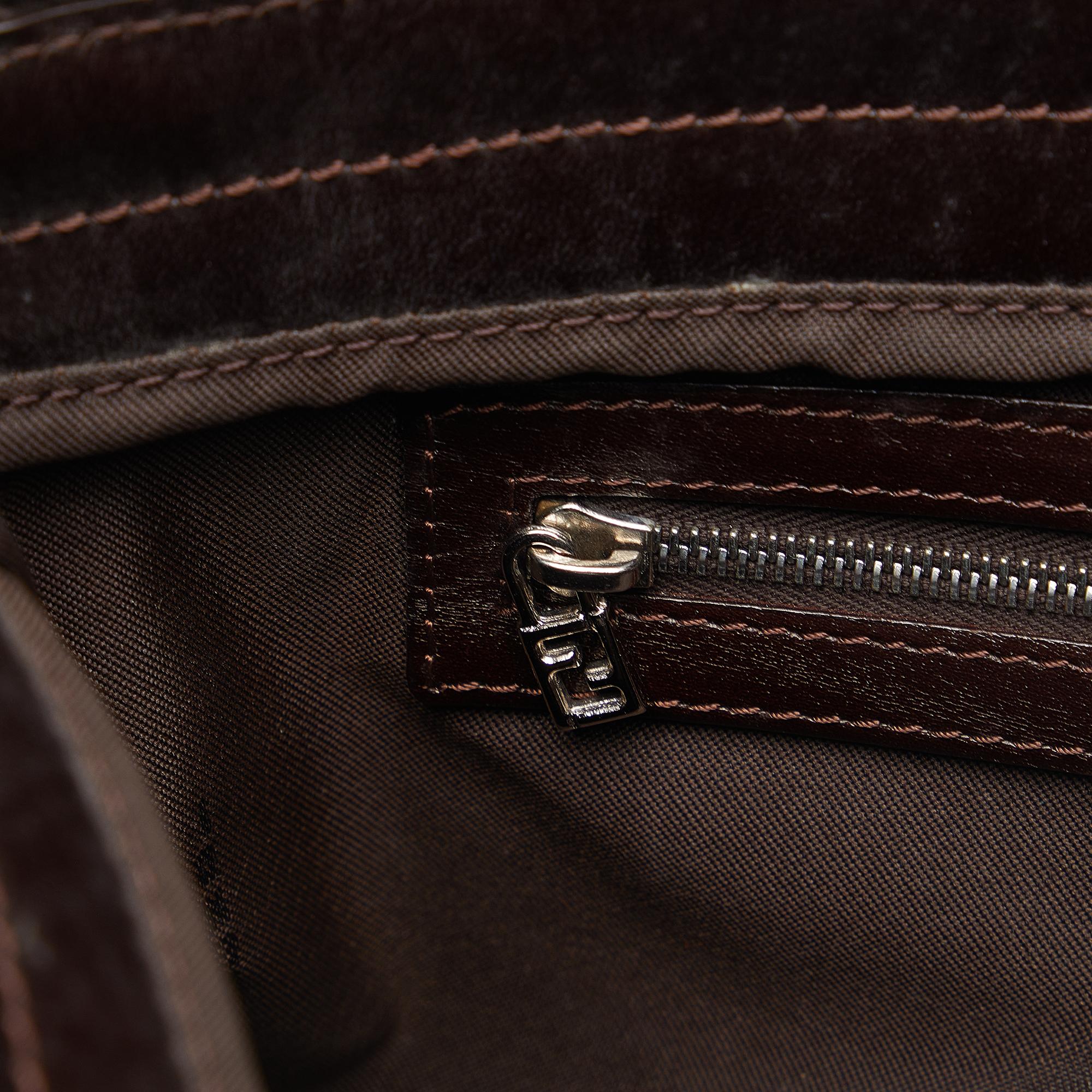 Fendi Zucca Shoulder Bag (SHG-bGfp4A)