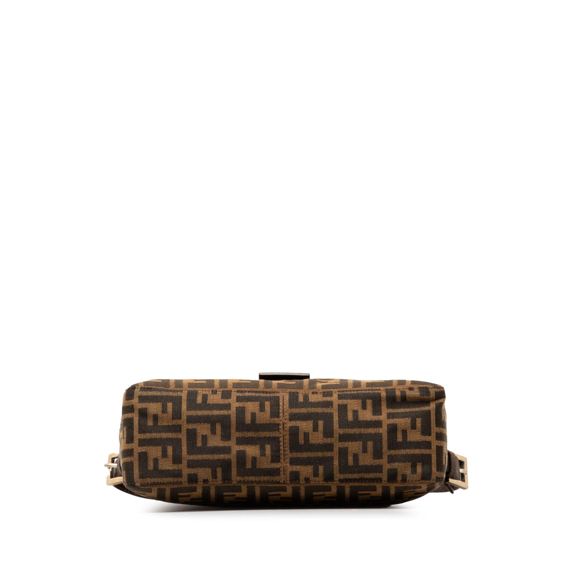 Fendi Zucca Shoulder Bag (SHG-FA64nL)