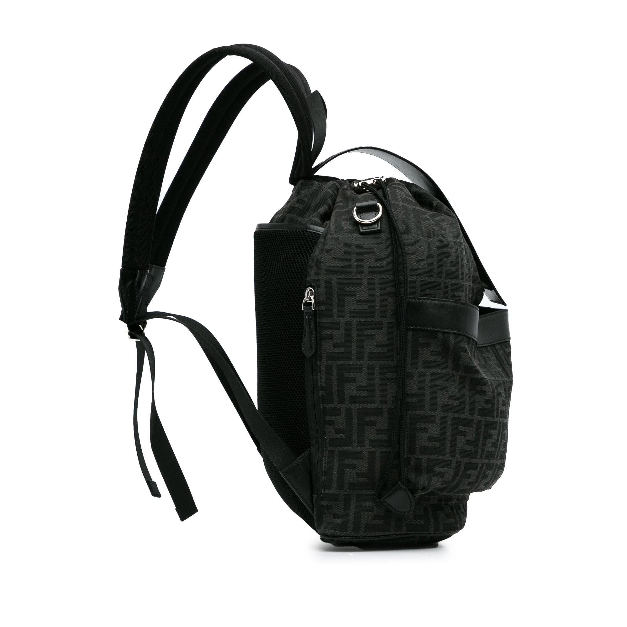 Fendi Zucca Strike Backpack (SHG-CqbnaC)
