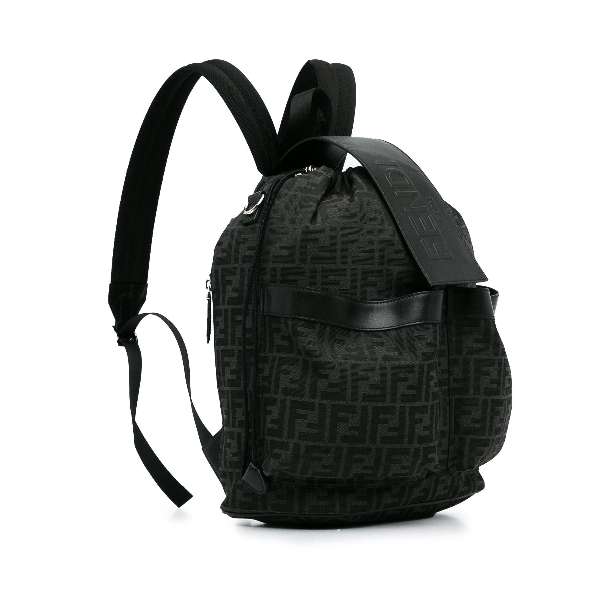 Fendi Zucca Strike Backpack (SHG-CqbnaC)
