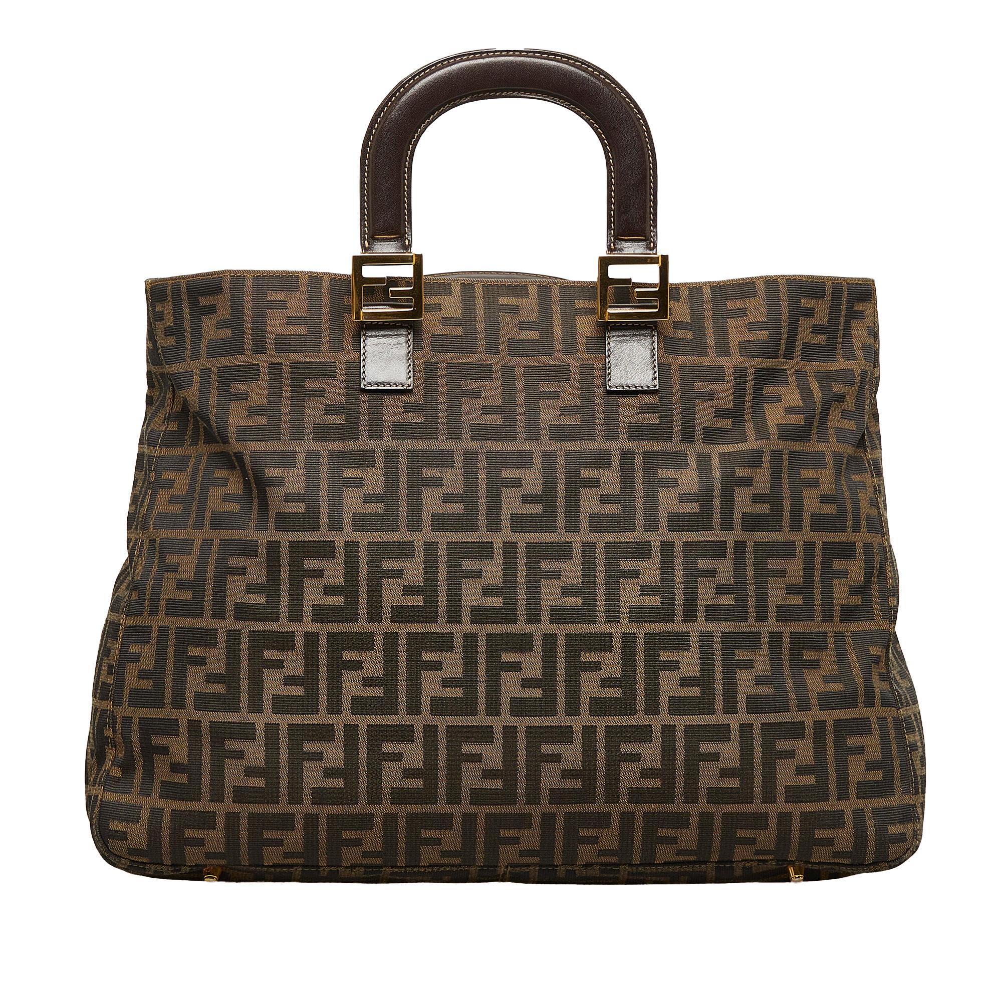 Fendi Zucca Tote Bag (SHG-YvxvYG)