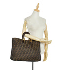 Fendi Zucca Tote Bag (SHG-YvxvYG)