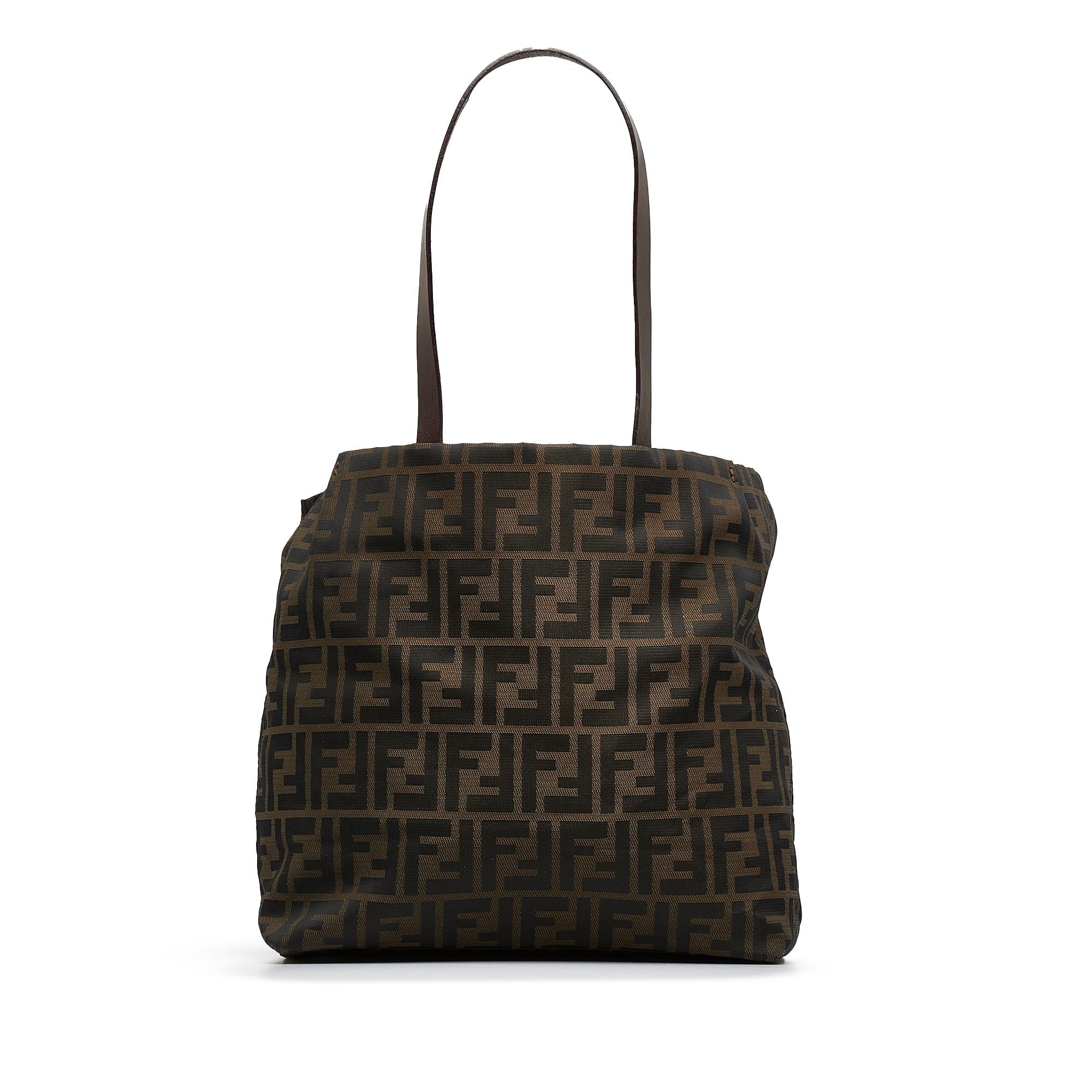 Fendi Zucca Tote Bag (SHG-obQwSE)