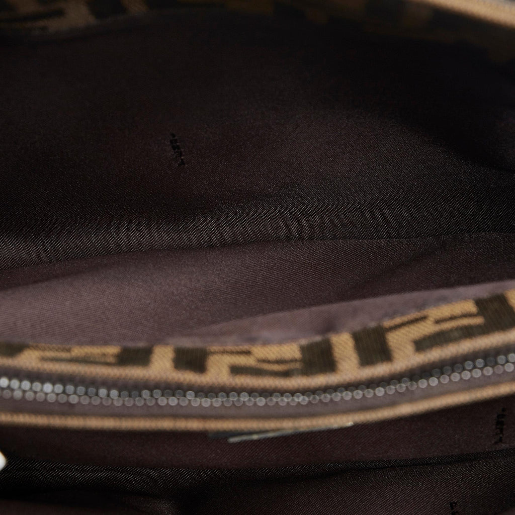 Fendi Zucca Tote (SHG-TMHrPJ)