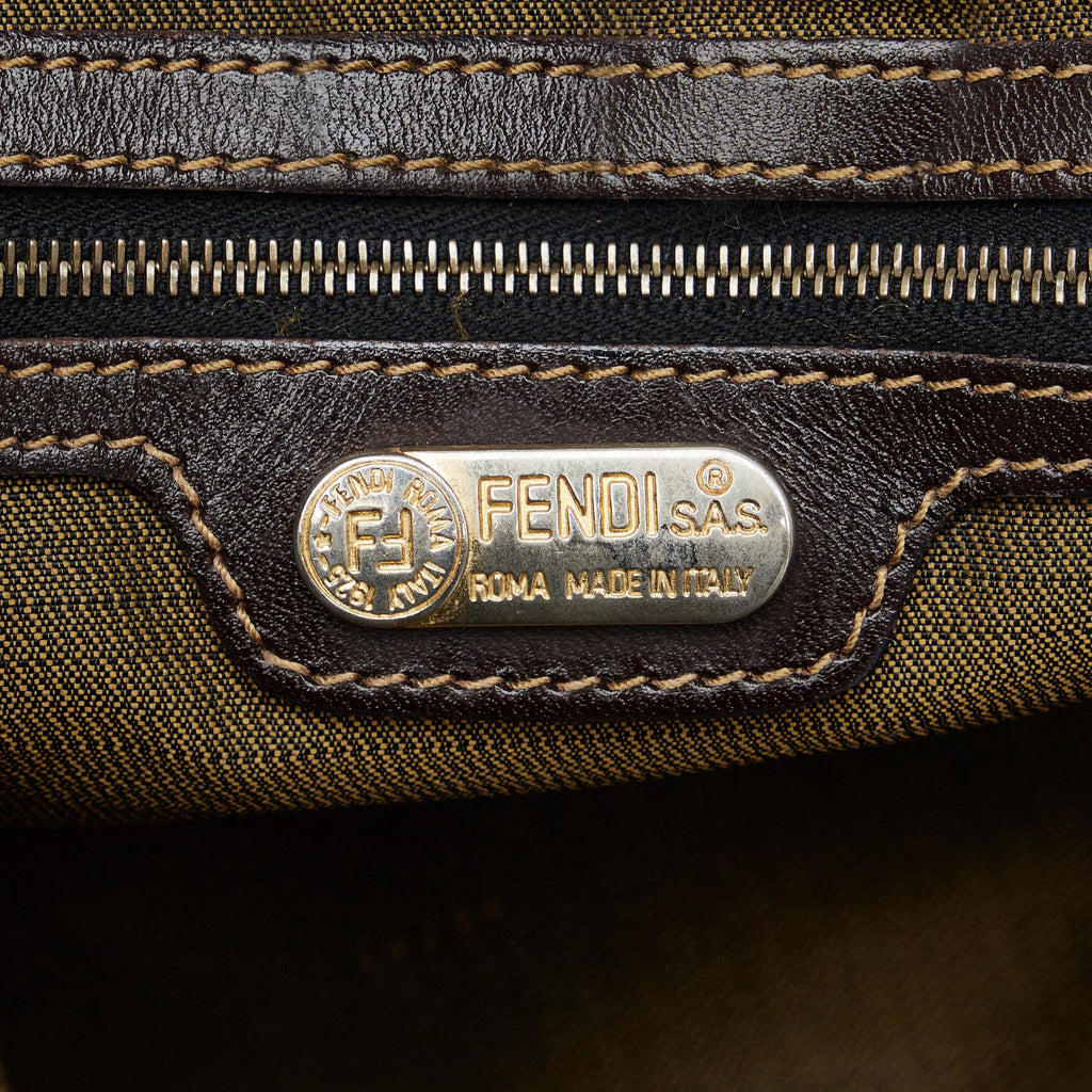 Fendi Zucca Tote (SHG-ZCaK8p)