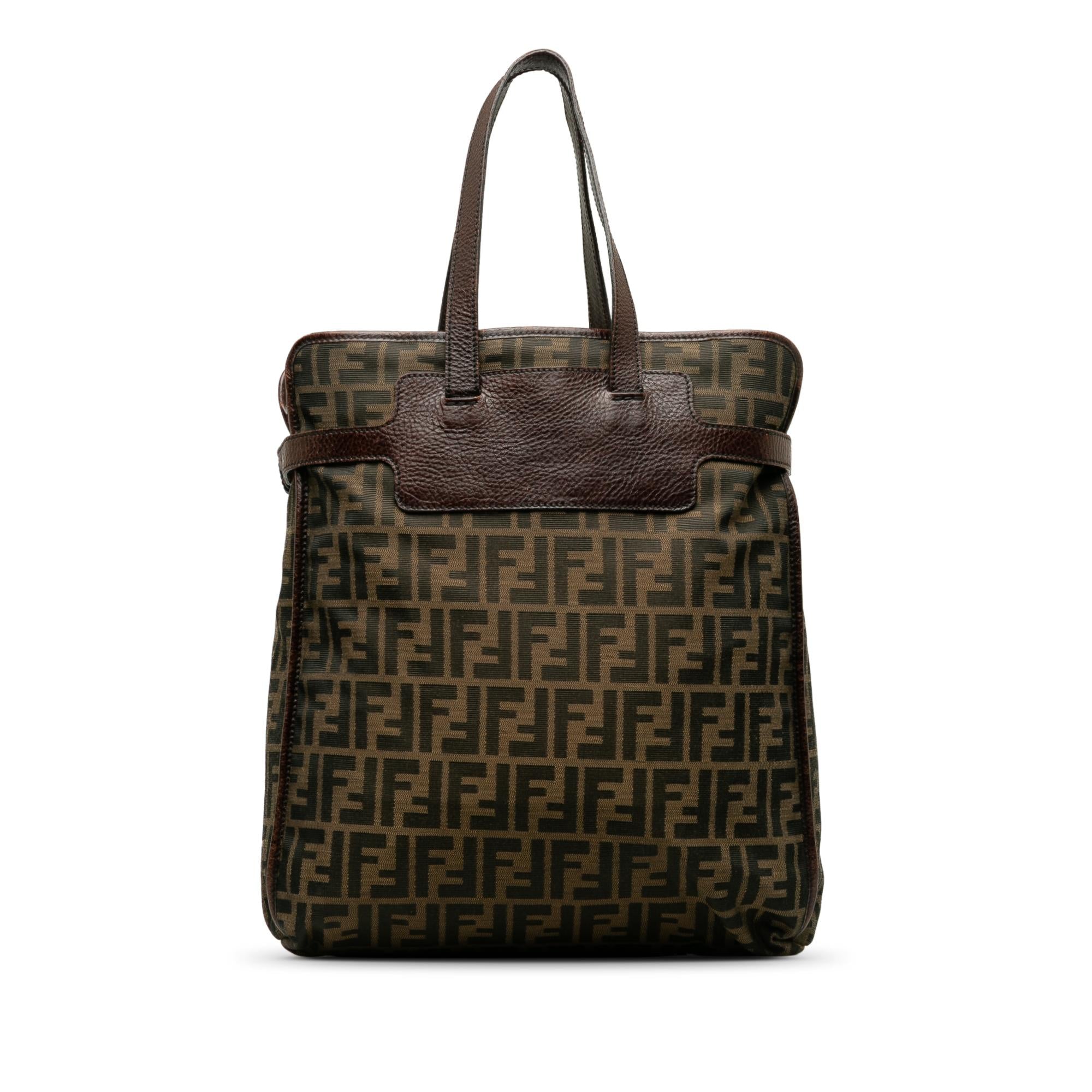 Fendi Zucca Tote (SHG-ZrgQqt)