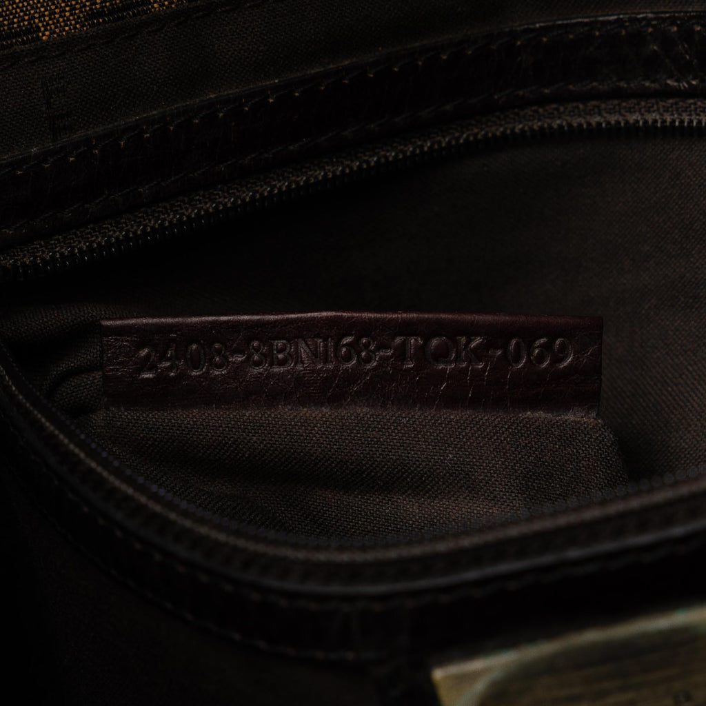 Fendi Zucca Tote (SHG-ZrgQqt)