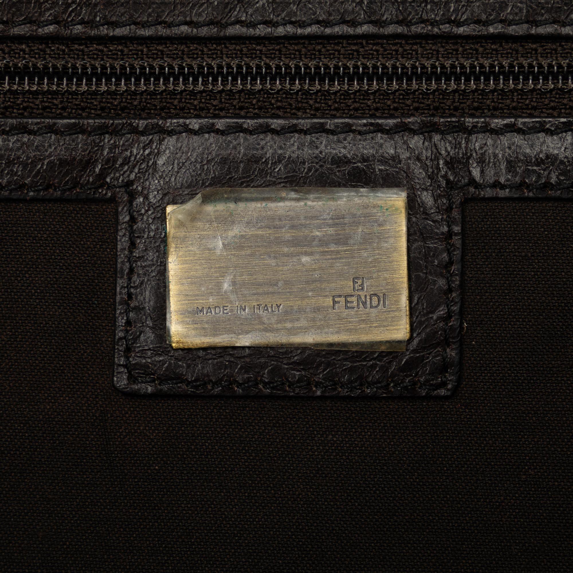 Fendi Zucca Tote (SHG-ZrgQqt)