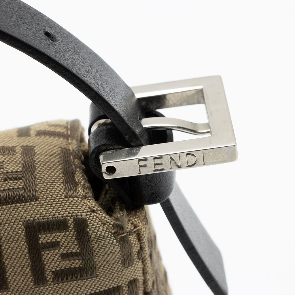 Fendi Zucchino Baguette Shoulder Bag (SHF-cdP0VZ)