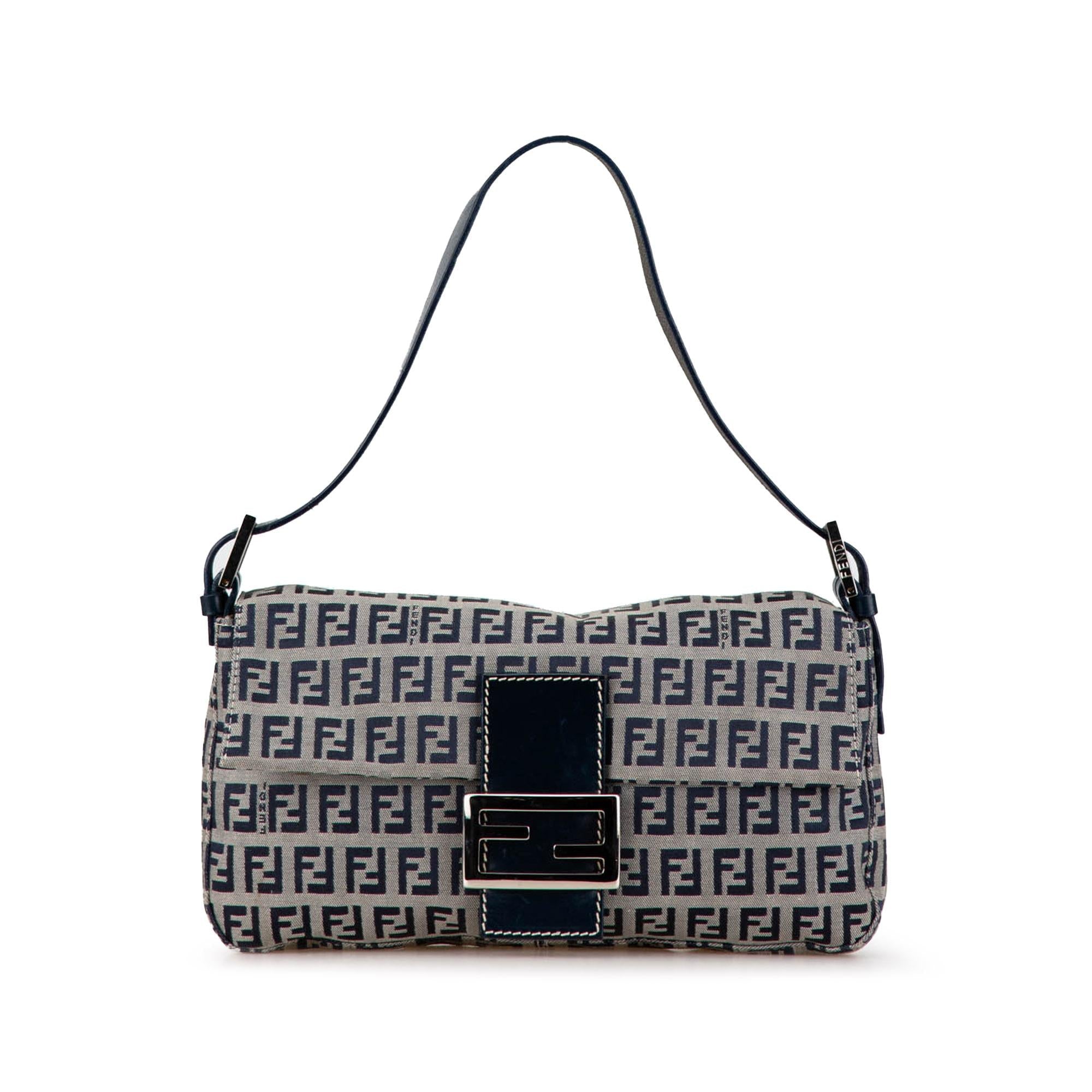 Fendi Zucchino Canvas Baguette (SHG-tkcgJi)