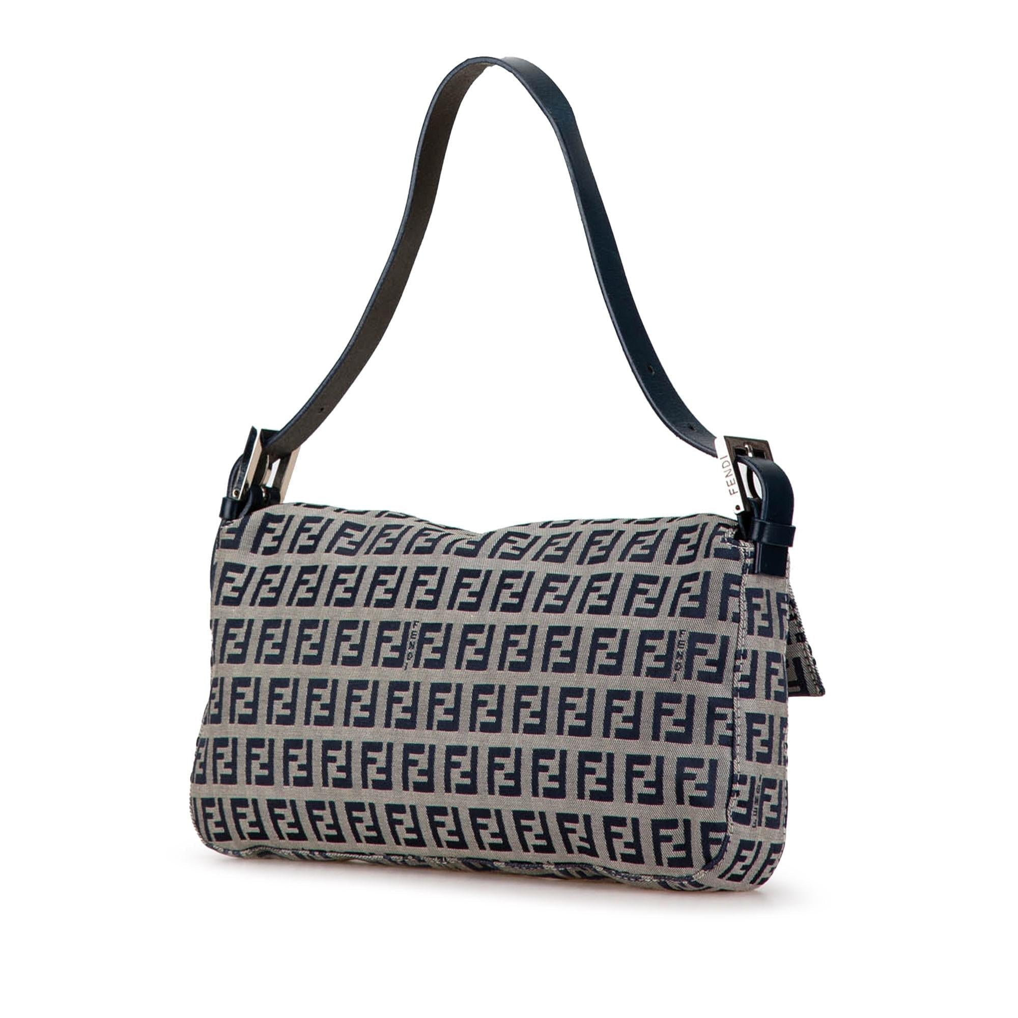 Fendi Zucchino Canvas Baguette (SHG-tkcgJi)