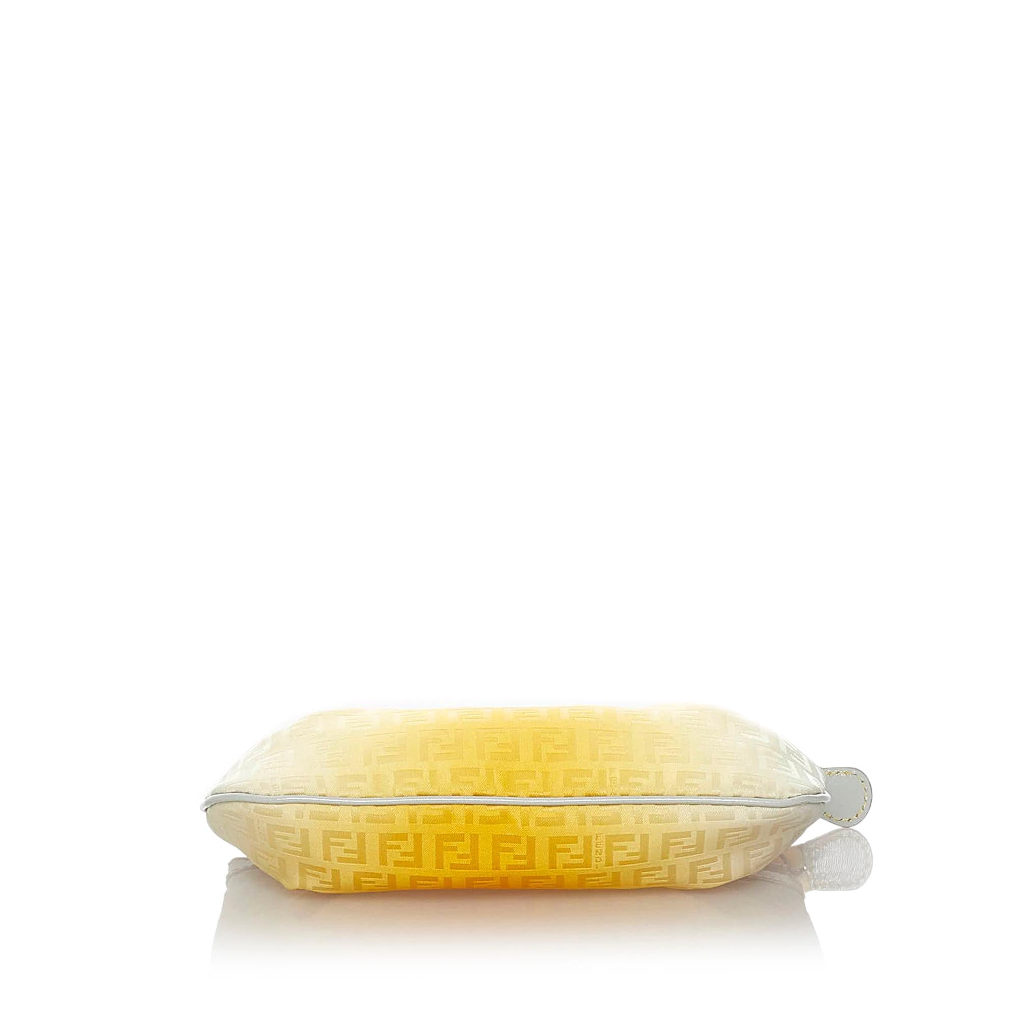 Fendi Zucchino Canvas Chain Baguette (SHG-27846)