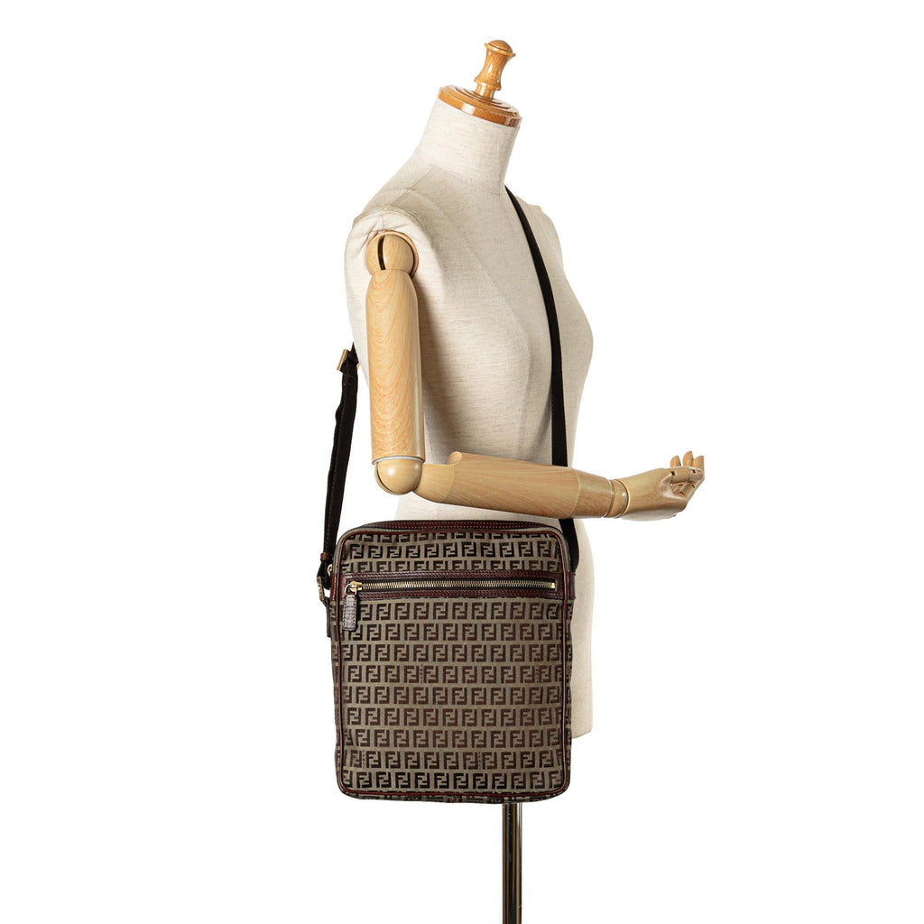 Fendi Zucchino Canvas Crossbody (SHG-d5nFz0)