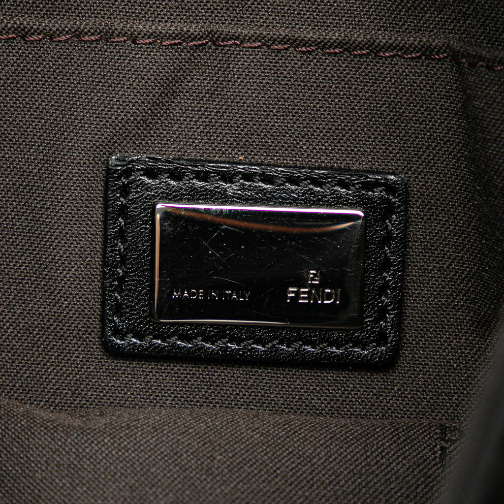 Fendi Zucchino Canvas Crossbody (SHG-kMgy4u)