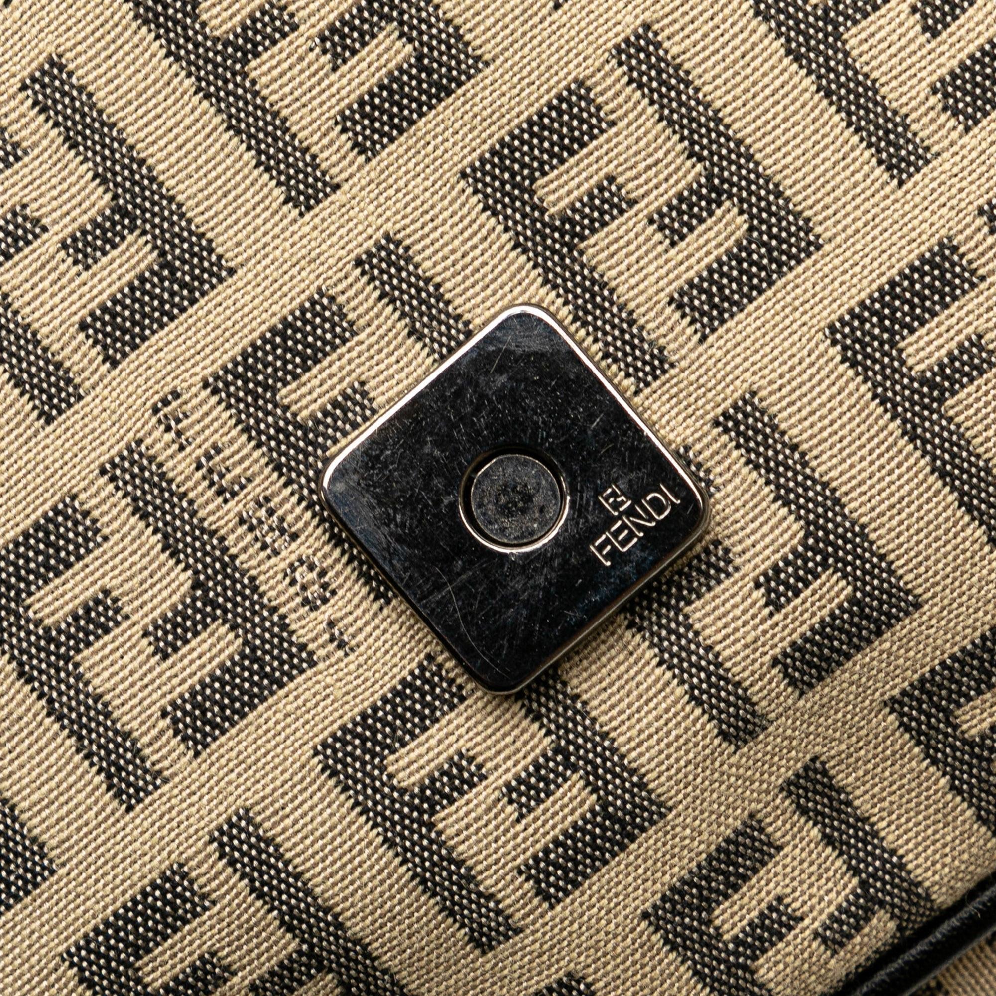 Fendi Zucchino Canvas Crossbody (SHG-a0GEAU)