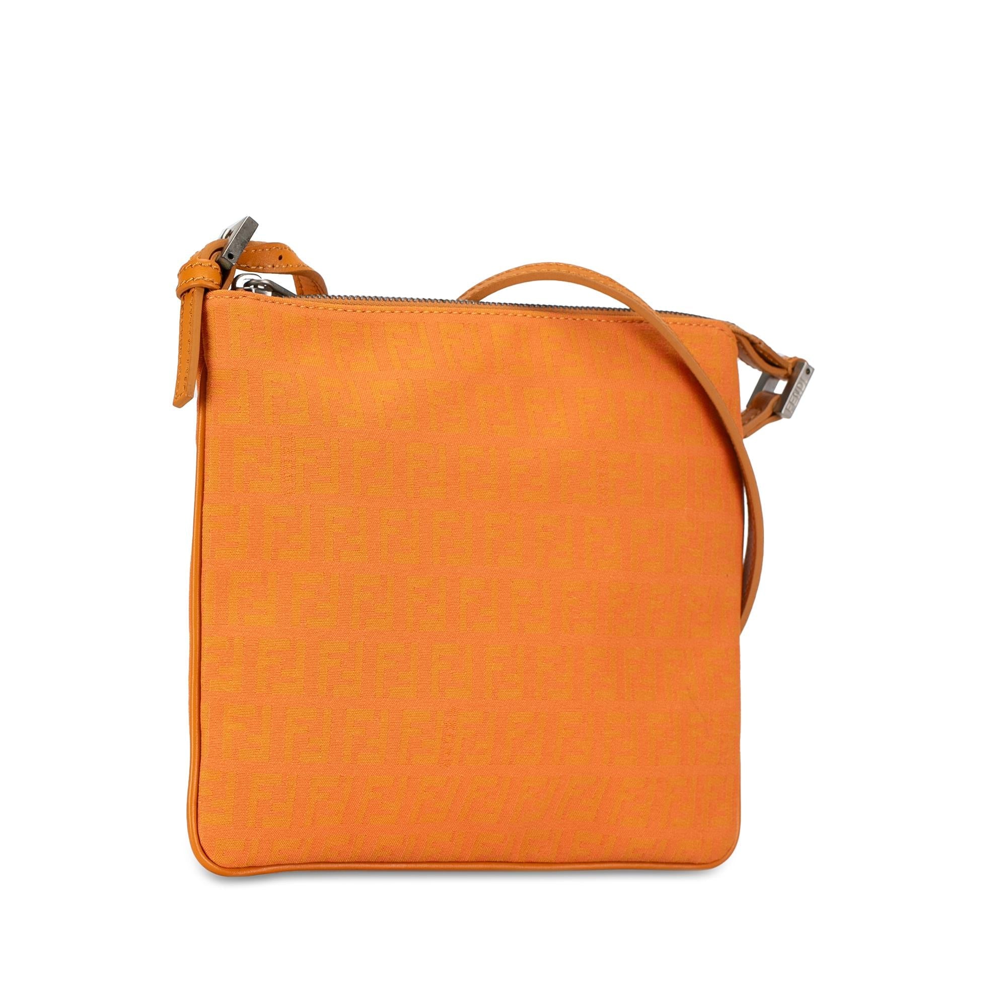 Fendi Zucchino Canvas Crossbody (SHG-xvhz9d)
