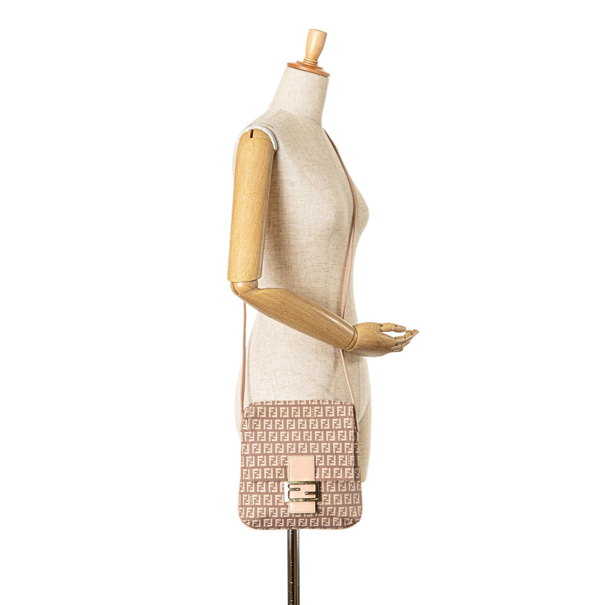 Fendi Zucchino Canvas Crossbody (SHG-BGFNkW)