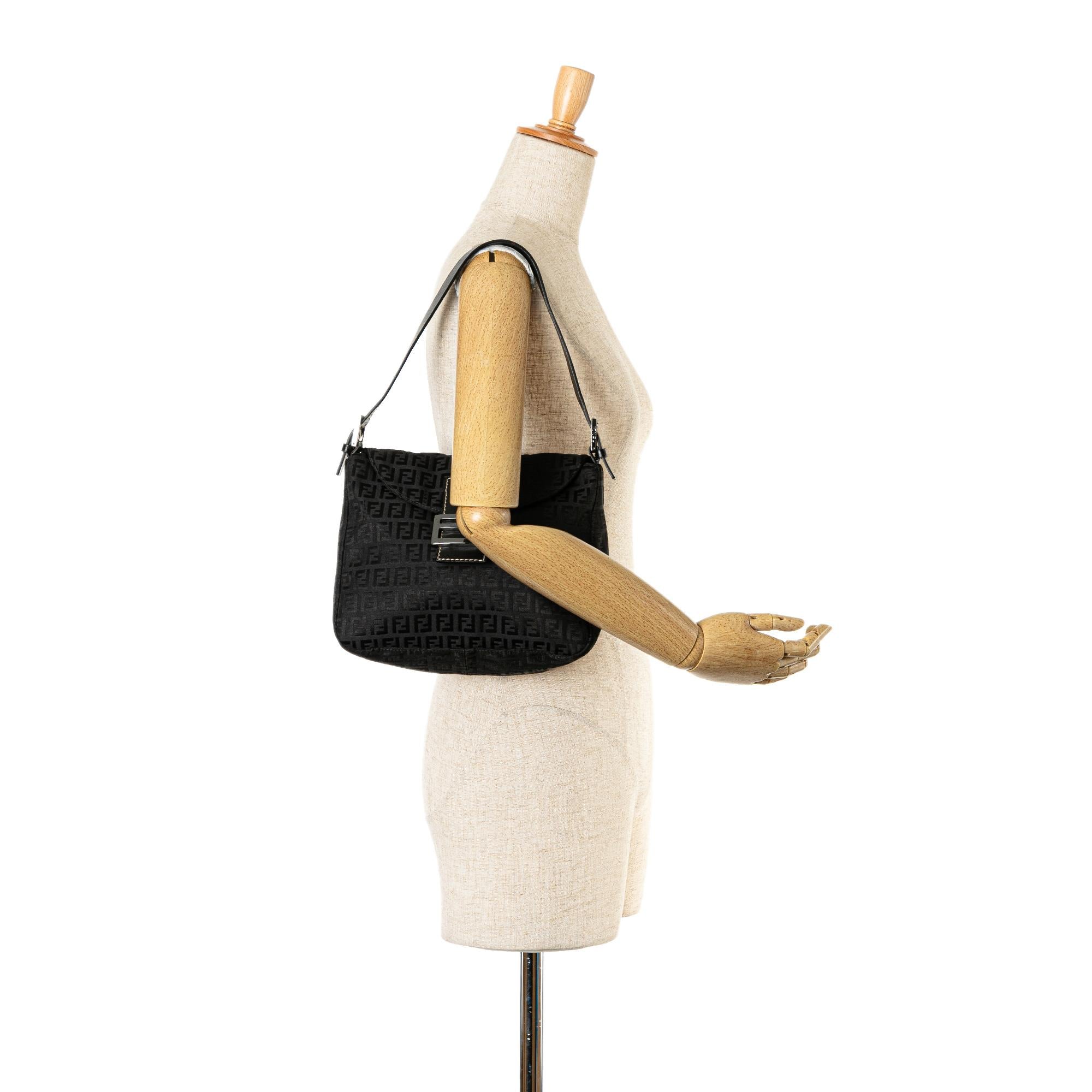 Fendi Zucchino Canvas Double Flap Mamma (SHG-gMXeou)