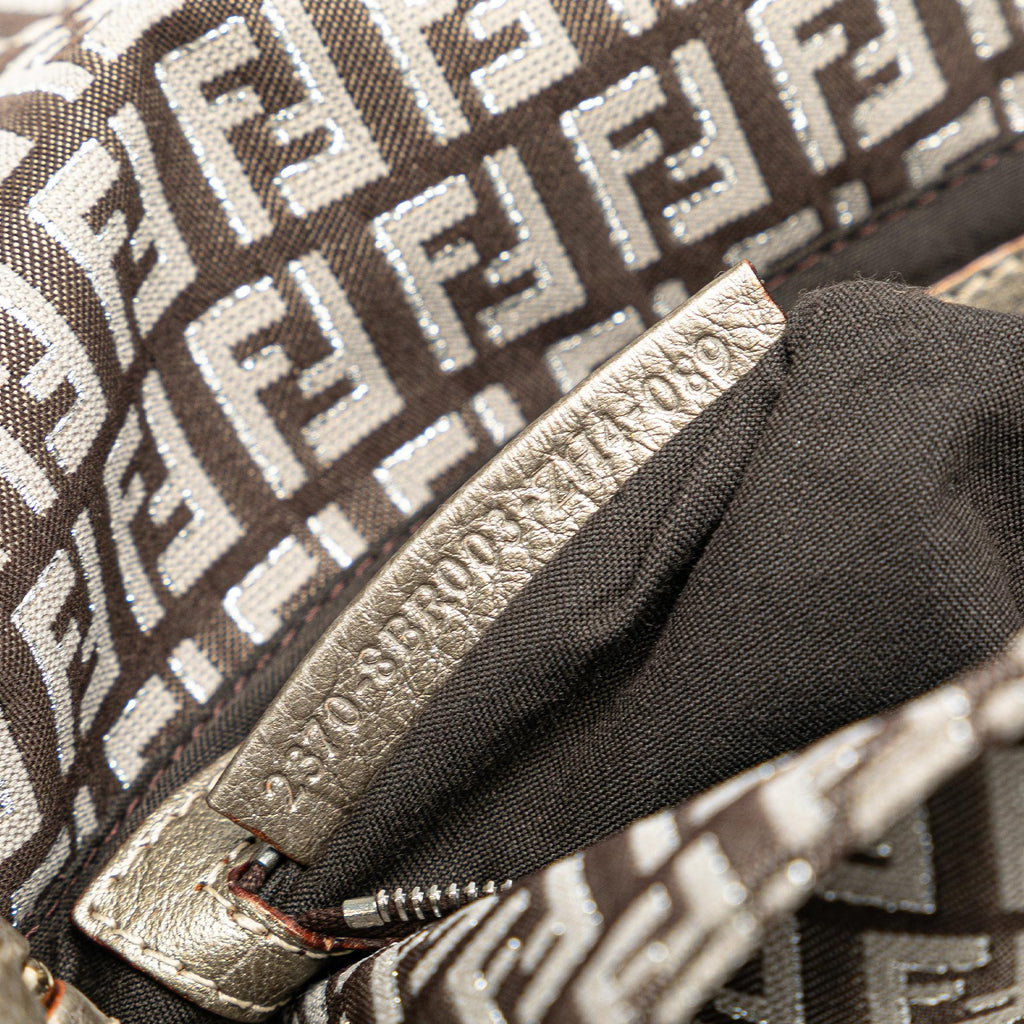Fendi Zucchino Canvas Double Flap Shoulder Bag (SHG-C7qWAj)