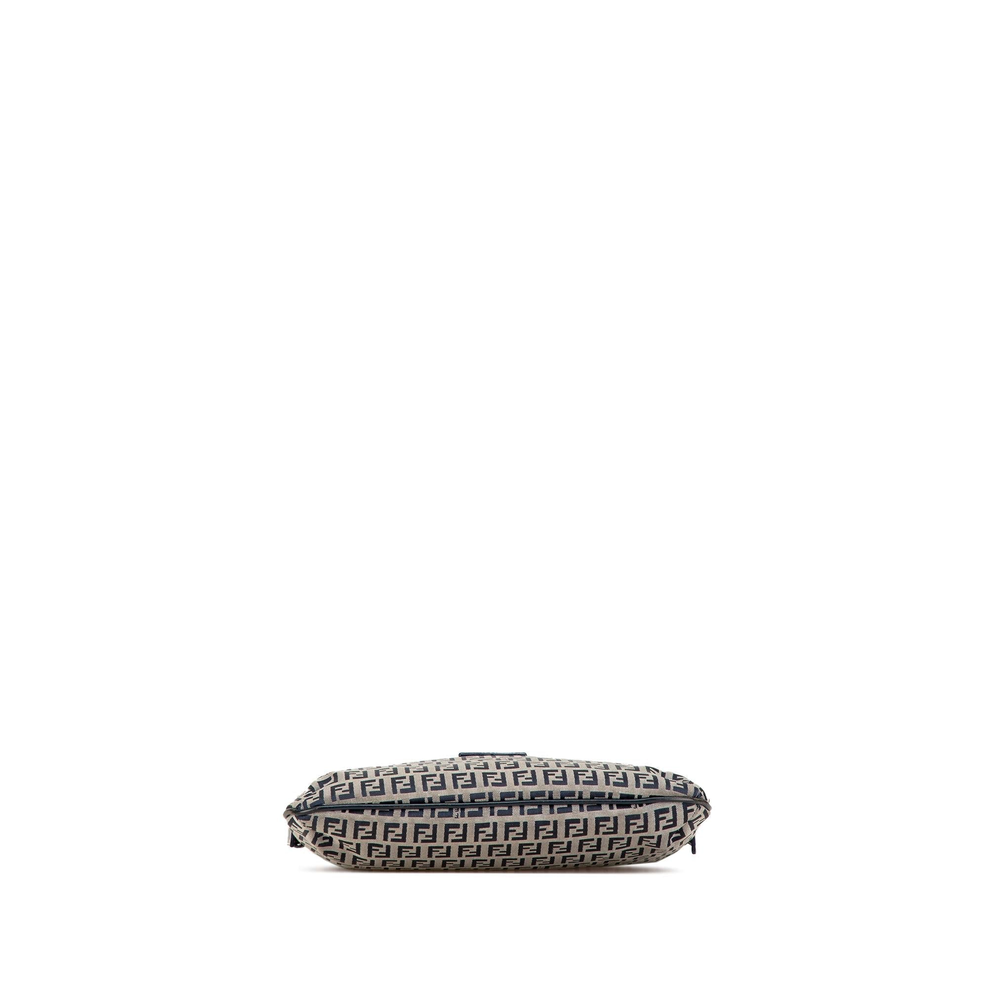 Fendi Zucchino Canvas Double Flap Shoulder Bag (SHG-j1ATF3)