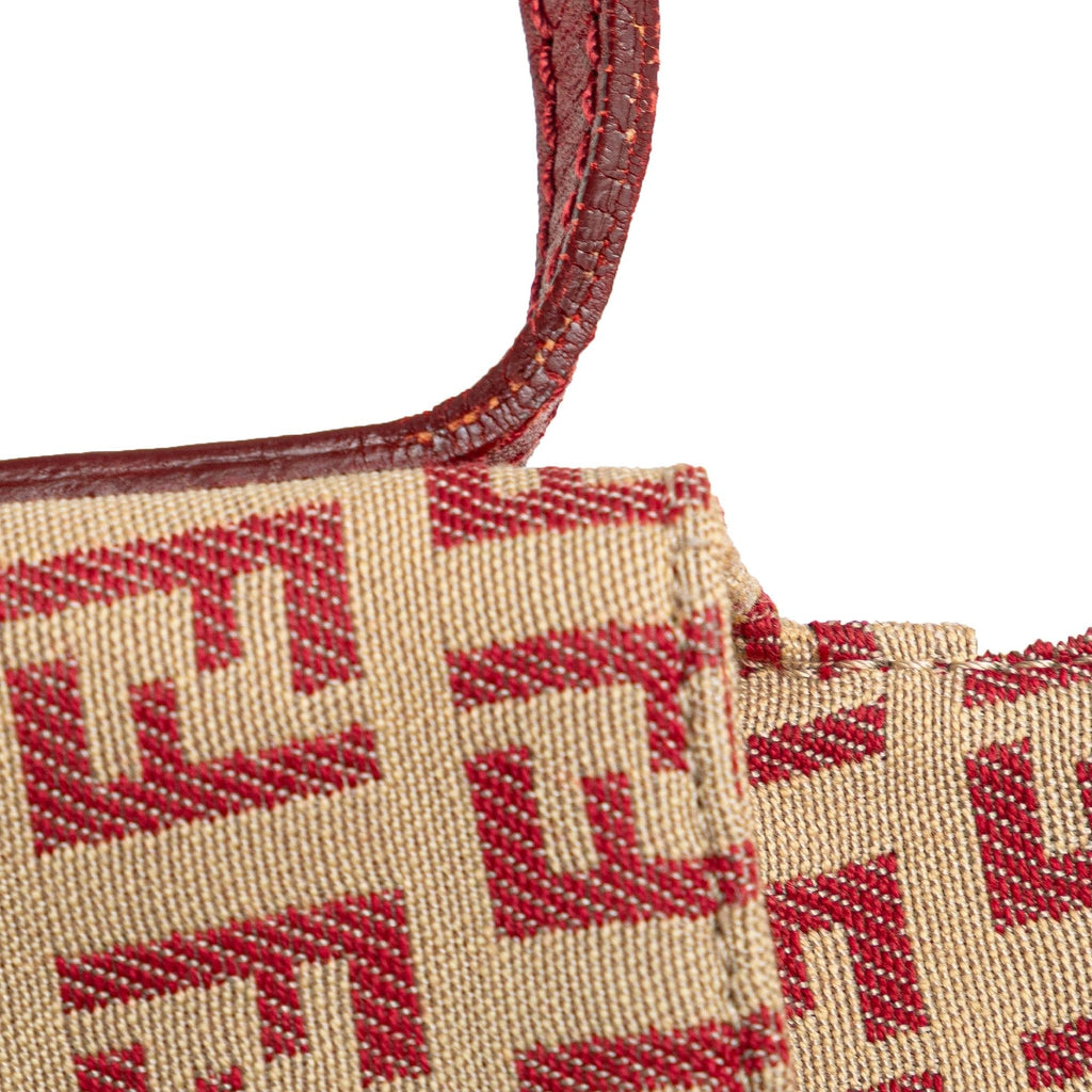 Fendi Zucchino Canvas Flap Crossbody (SHG-6lEiKI)