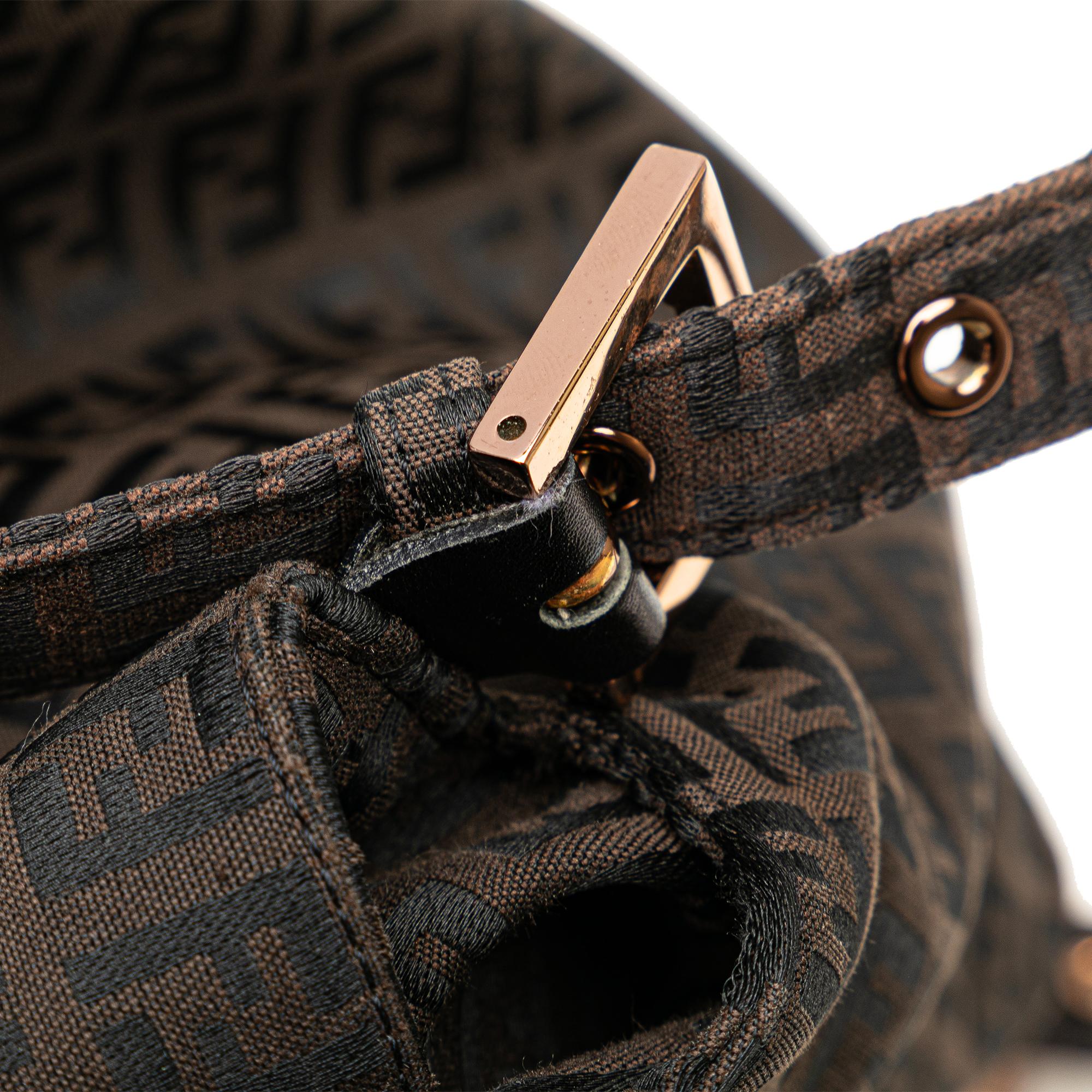 Fendi Zucchino Canvas Mamma Forever (SHG-8SNn85)