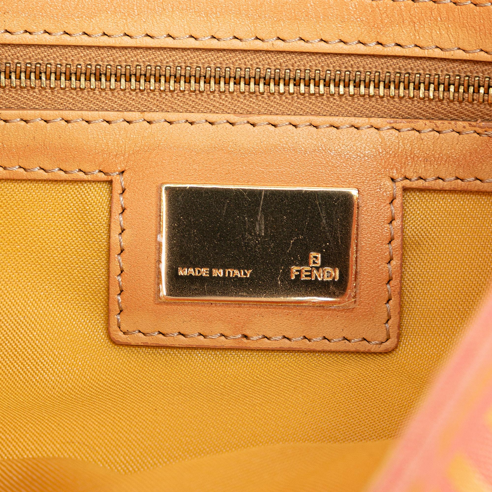 Fendi Zucchino Canvas Mamma Forever (SHG-9cDc5A)