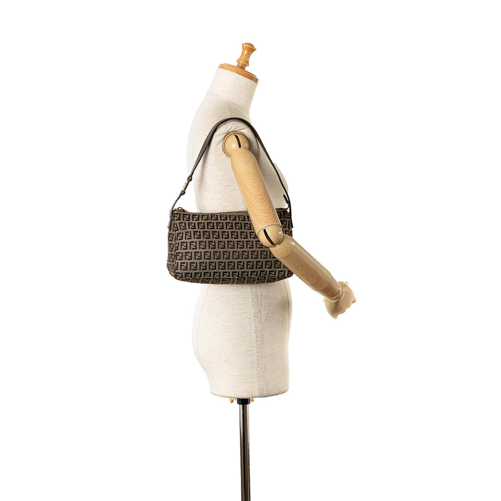 Fendi Zucchino Canvas Pochette (SHG-TSIgaH)
