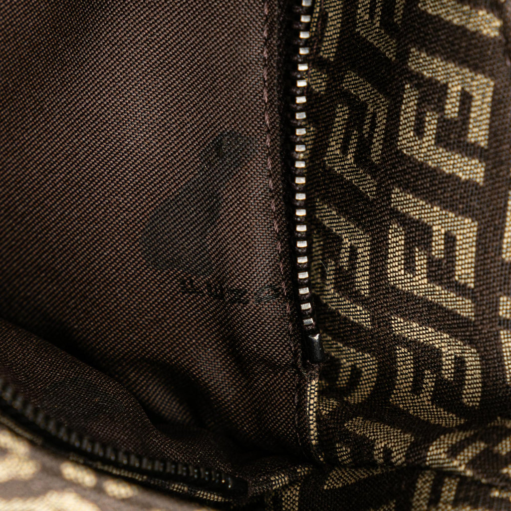 Fendi Zucchino Canvas Shoulder Bag (SHG-P7VQCL)
