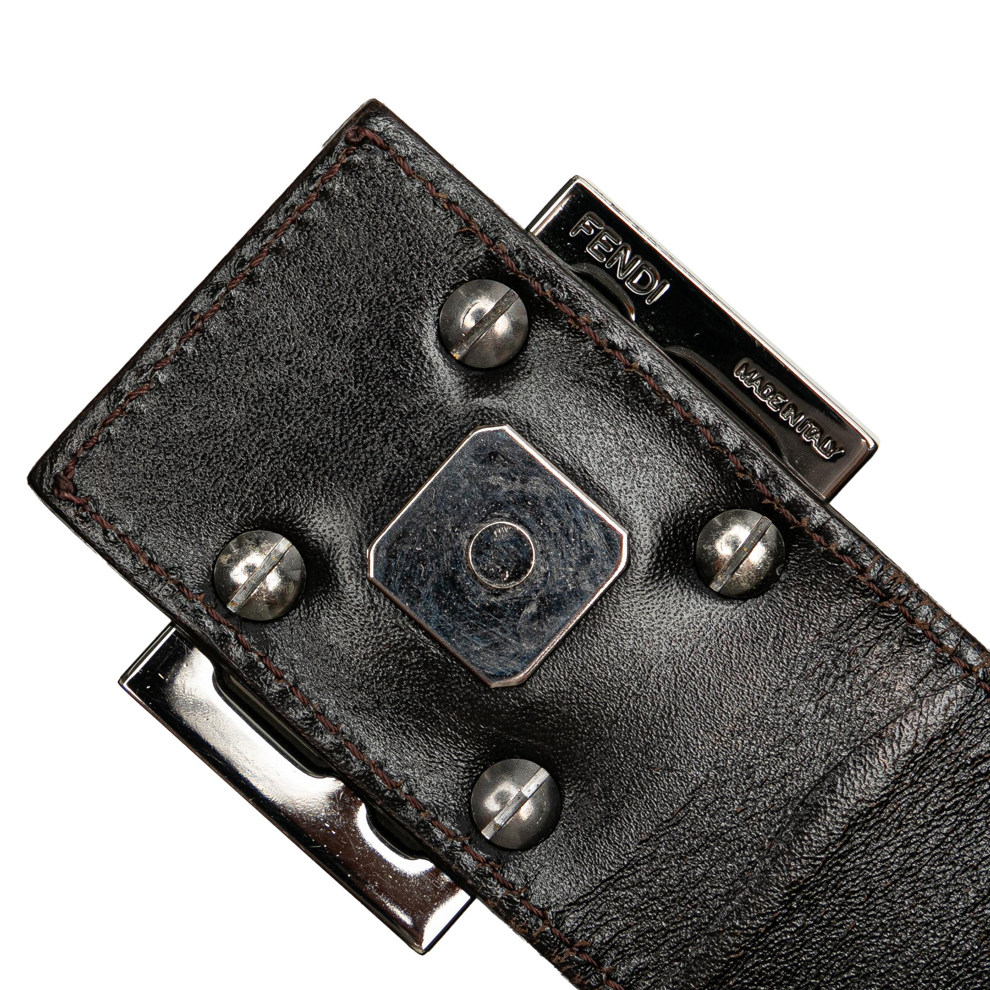 Fendi Zucchino Canvas Shoulder Bag (SHG-P7VQCL)