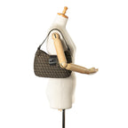 Fendi Zucchino Canvas Shoulder Bag (SHG-P7VQCL)
