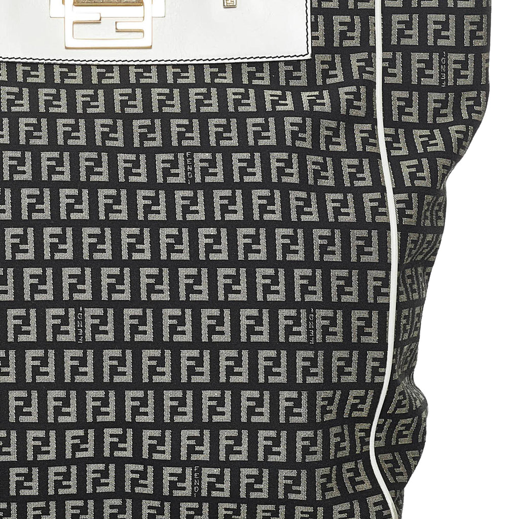 Fendi Zucchino Canvas Tote Bag (SHG-33760)