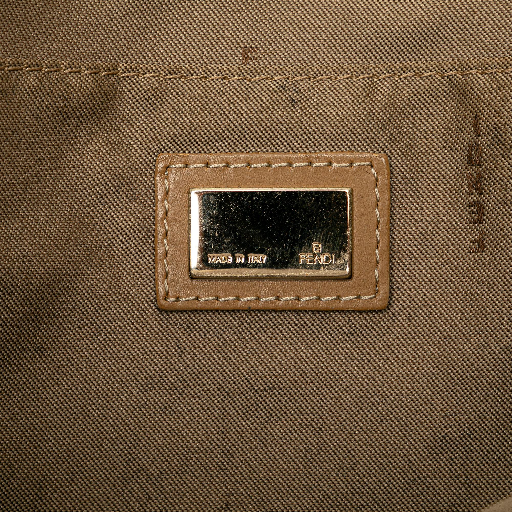 Fendi Zucchino Canvas Tote (SHG-mnp6Ev)