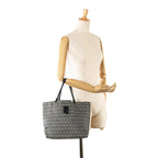Fendi Zucchino Canvas Tote (SHG-kMmnVA)