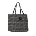 Fendi Zucchino Canvas Tote (SHG-kMmnVA)