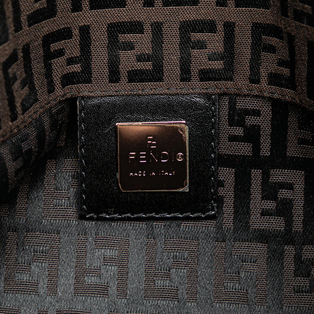 Fendi Zucchino Canvas Tote (SHG-gD5yly)