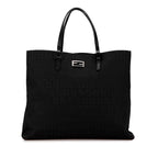 Fendi Zucchino Canvas Tote (SHG-xQihWw)