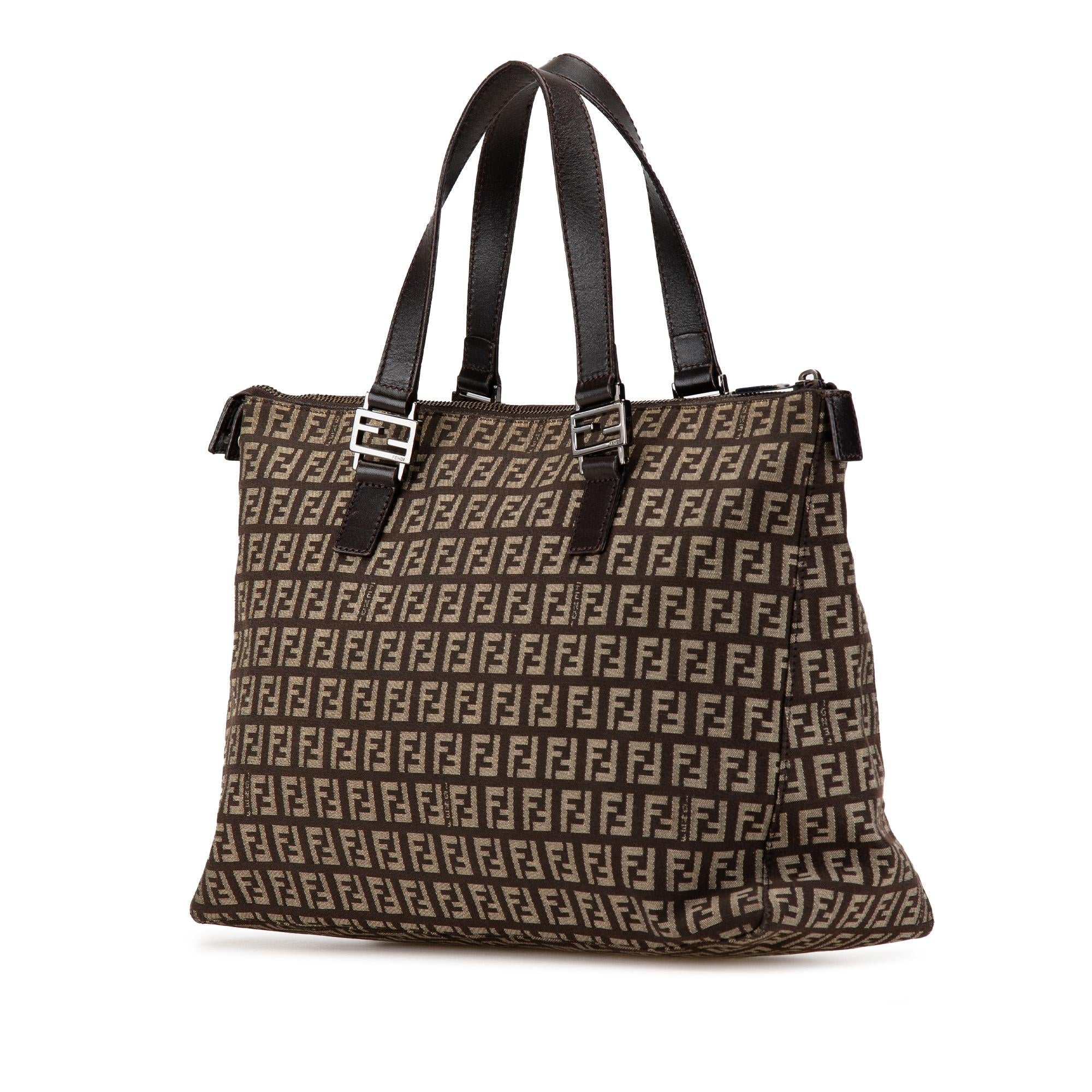 Fendi Zucchino Canvas Tote (SHG-ESYK03)