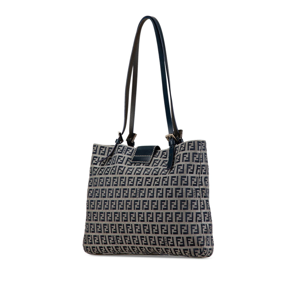 Fendi Zucchino Canvas Tote (SHG-YqfW3r)
